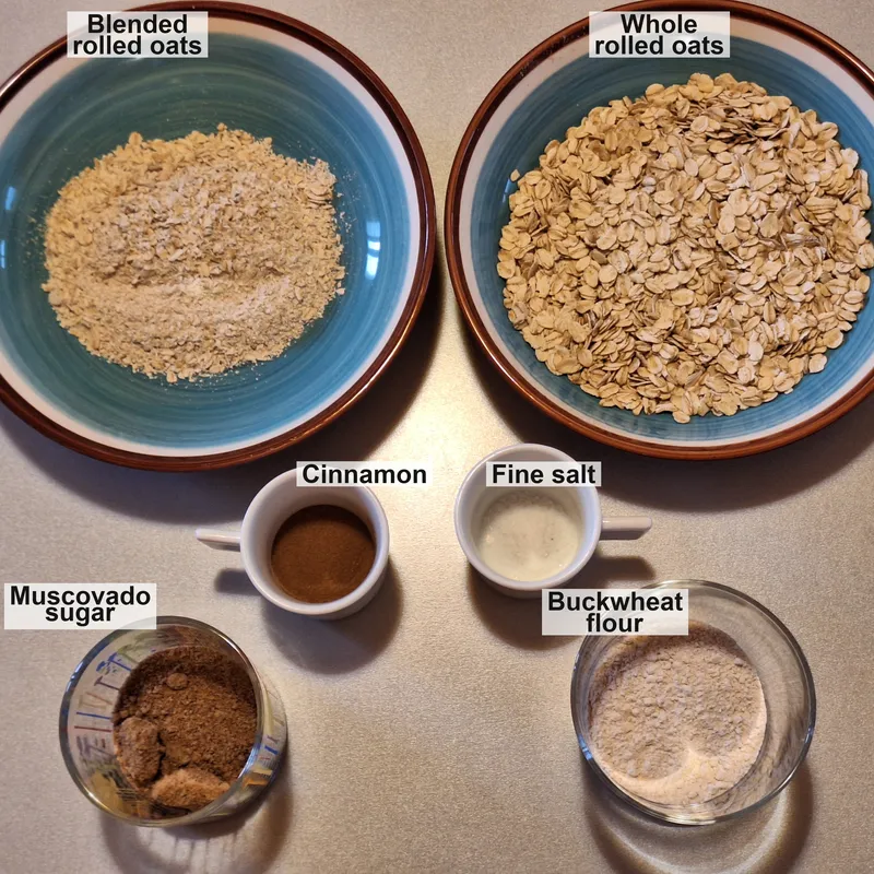 oat flakes (roughly blended and whole), cinnamon, salt, whole sugar (which is actually sugar with molasses) and flour